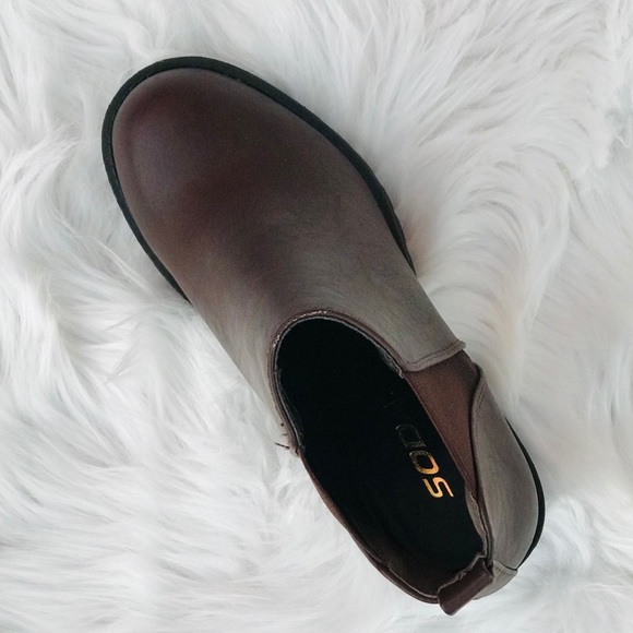 Soda Origami Brown Faux Leather Lug Chunky Boot - Picture 6 of 7